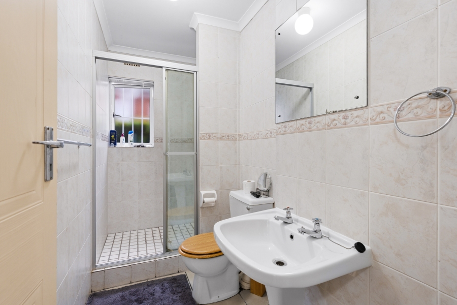 3 Bedroom Property for Sale in Pinelands Western Cape